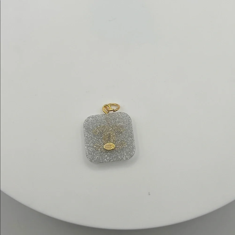 510. Gold & Crystal Resin Charm with Gold Plated Over Stainless Steel Chain 18”